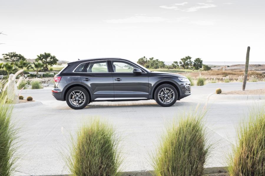  Audi Q5 TFSI Quattro 2016 года  (WW) (фото 30 из 30)